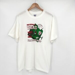 VTG Gildan "What happens in Vegas..." Graphic T-Shirt White Cotton Mens L